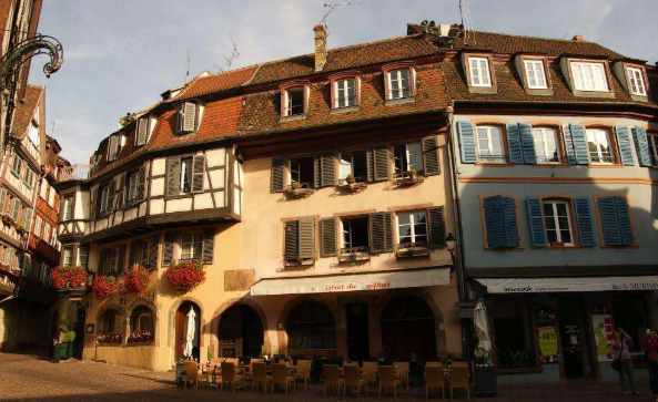 Ancienne Douane de Colmar, bâtiment historique accessible